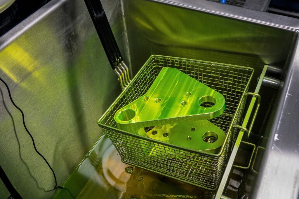 Pre Cleaning in Penetrant Testing